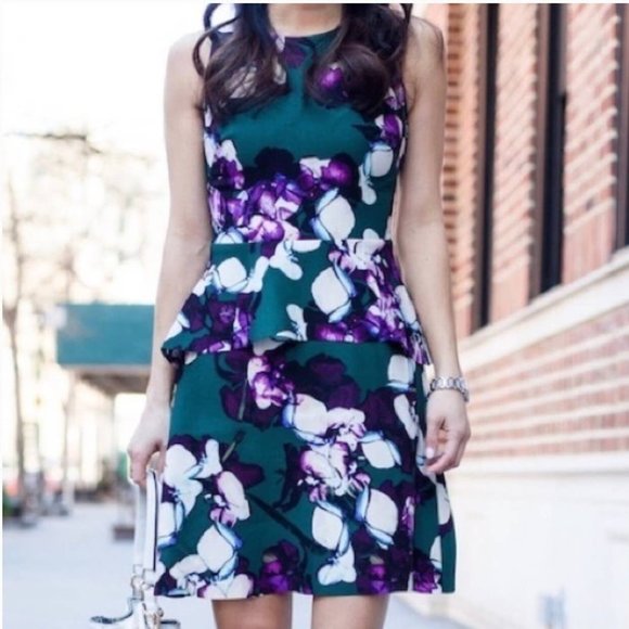 Green Floral Banana Republic Peplum Dress - Size 8 - Picture 6 of 7